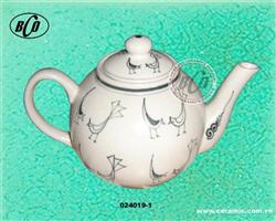 Tea pot